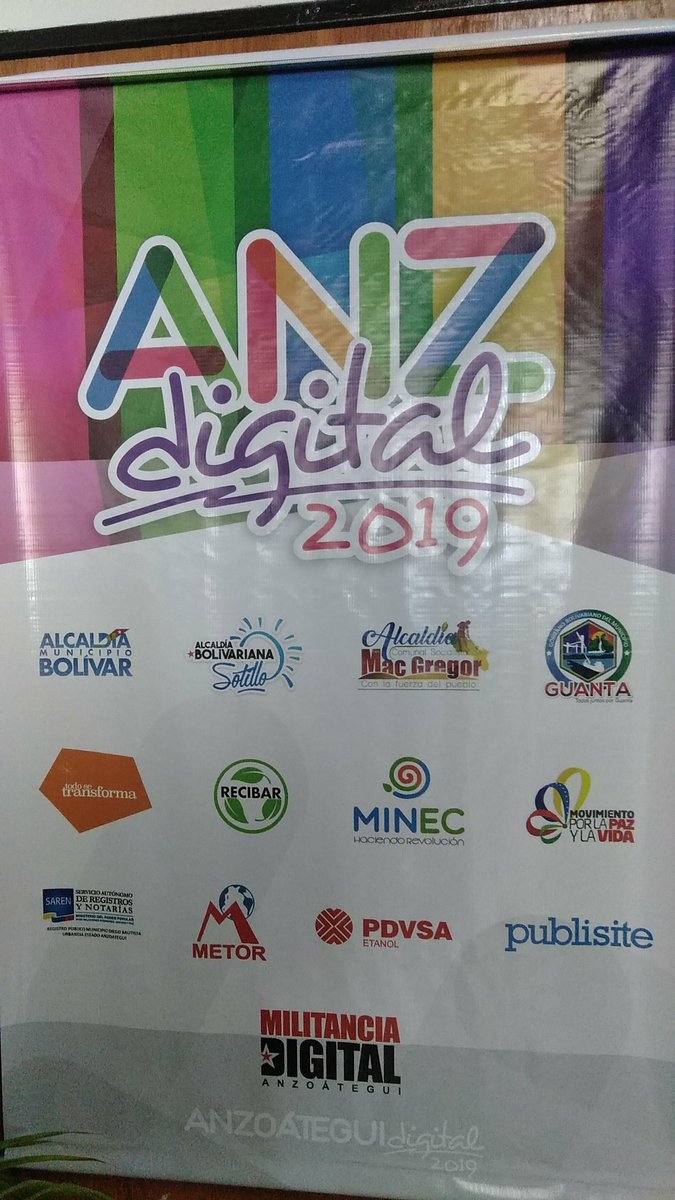 Hoy es día de formación... Formación Digital #AnzoateguiDigital2019 desde el gimnasio vertical de las casitas, Barcelona