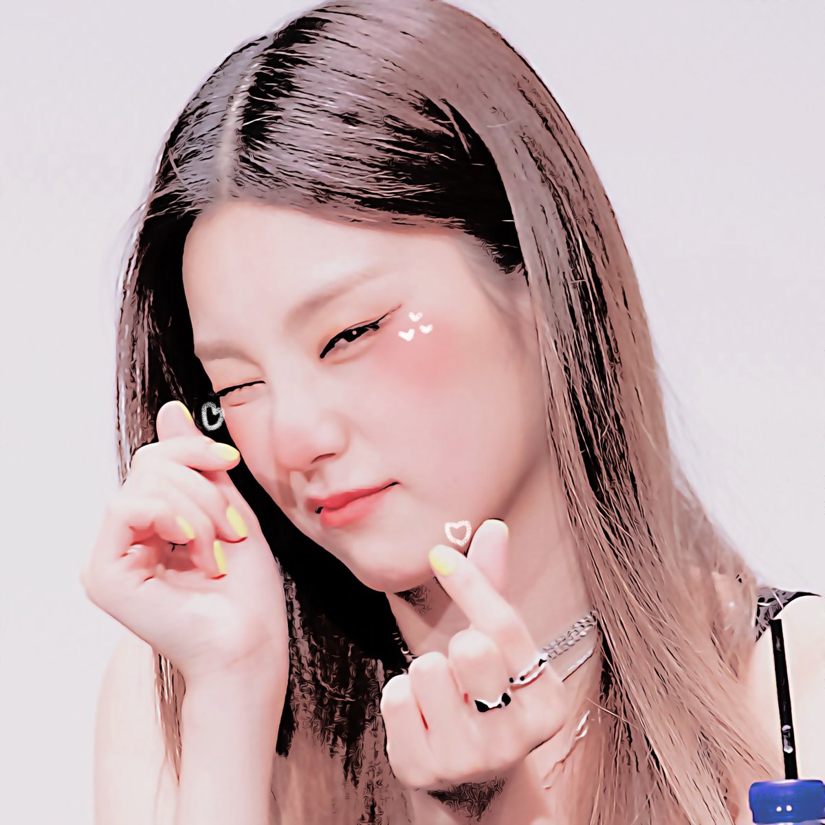 mahfxckumpun's tweet photo. แจกดิส #yeji 4 pics🐍
นำไปใช้ในเฟซกรุณาติด👉 #กามปั้นดิส 👈ขอบคุณครับ
#แจกดิส #แจกpng #เยจี 
https://t.co/9ne7TQ146g https://t.co/pX5ZWB0MEi