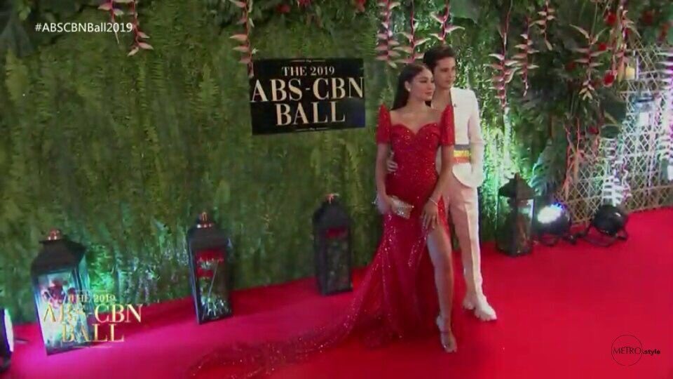 parksodamned's tweet photo. I mean... 

Finally we see her legs, last year naputol sa stockings

#JaDineLoveLivesOn163 https://t.co/r6qbIQ7Bmn