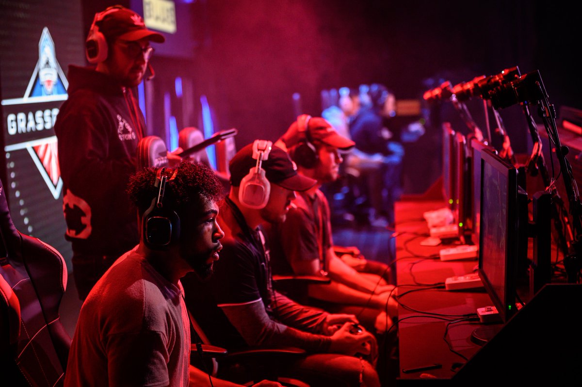 KBrake_photo's tweet photo. @TOXGamingGG competing in the @UGCevents #HaloClassic in #AtlanticCity 

#esports #xbox @HCS @Halo https://t.co/XZyLoYb6ur