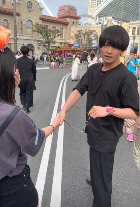 浮所飛貴からファンレター返事が届く ファンサ用うちわ文字 ぬいぐるみと遭遇情報 アスネタ 芸能ニュースメディア