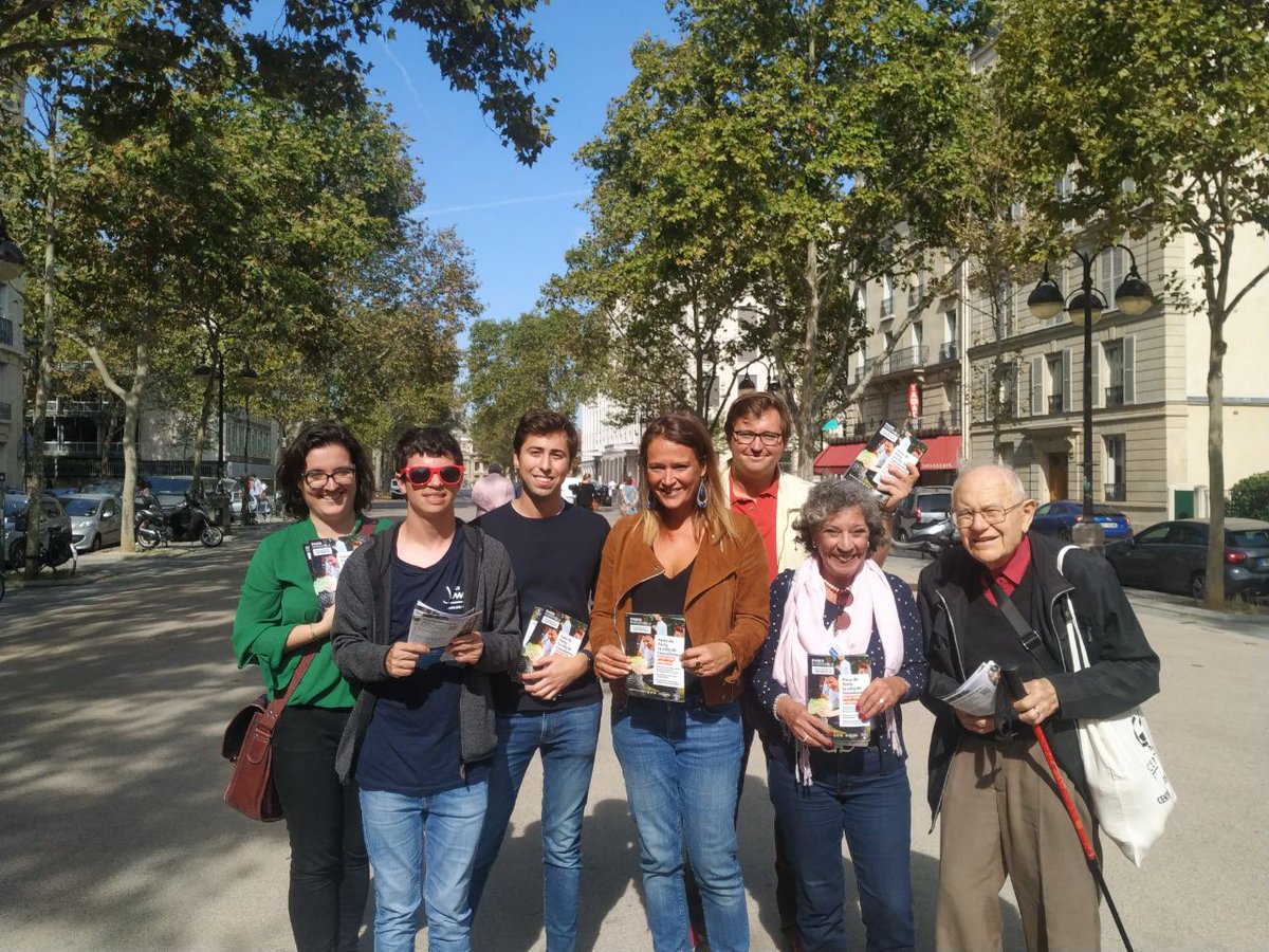 GuiVastel's tweet photo. Une matinée riche en actions !
Une causerie chez @oliviagregoire pour parler actualités de rentrée, un tractage itinérant pour promouvoir @BGriveaux pour #paris2020 et le #forumdesassociations de #Paris15 pour fêter la rentrée !
Tous @AvecBenjamin dans la #circo7512
#JAMIDF https://t.co/wQ6mdMudW1