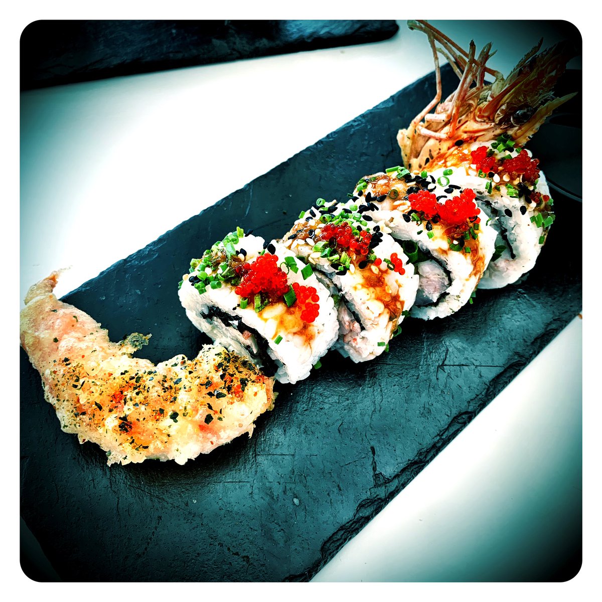 Nothing better than a September seafood blowout at the #smokinglobster in a bright sunny Ventnor. Lots of Asian fusion influenced food but only the finest Chenin Blanc will do from <a href="/KFwines/">Ken Forrester</a> #FMC <a href="/CheninBlancSA/">Chenin Blanc SA</a> #heaven #thenewcornwall @IOWinfo