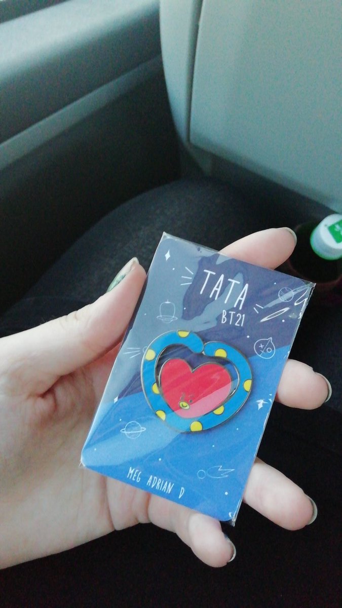 RozelithWen's tweet photo. I got a Tata pins today and it's ADORABLE!
By @MegAdrianD! https://t.co/XfLMDt2XFS