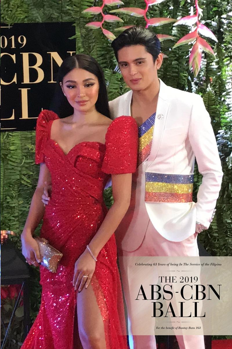 StarStudioPH's tweet photo. Nadine Lustre and James Reid grace the red carpet in glimmering ensembles at the ABS-CBN Ball. #ABSCBNBall2019 
See more Kapamilya stars here: https://t.co/gOdOpZSWwu https://t.co/4nxB2f2Le3
