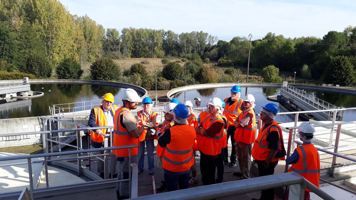 Marine_Scheffer's tweet photo. L'effet "ouhaou" des journées innovation @suezFR... c'est aujourd'hui et partout en France. A l'écopole de Chevilly et à la station d'épuration de Châlette-sur-Loing, petits et grands s'entraînent à devenir de véritables éco-citoyens ! #SUEZ4innovation https://t.co/85AOmr4tDi