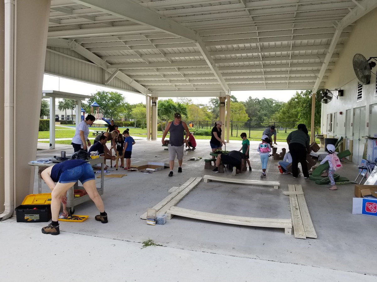 Family Gardening Day @Eisenhower_EE prepping by building furniture for the outdoor classroom, pulling weeds, and building new garden beds! Parents come join the fun! @Eisenhower_EE @turtleboards @debbiebattlespb