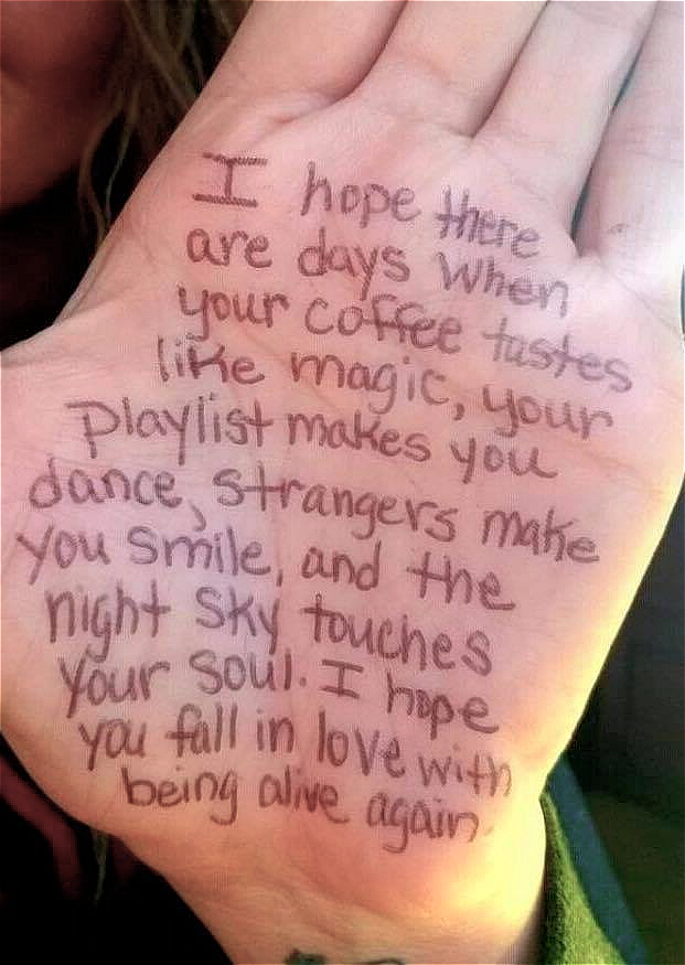 WeAreTeachers's tweet photo. "I hope you fall in love with being alive again." ❤️ #SaturdayMotivation

(📸: Brooke Hampton) https://t.co/6QgpWHU9y6