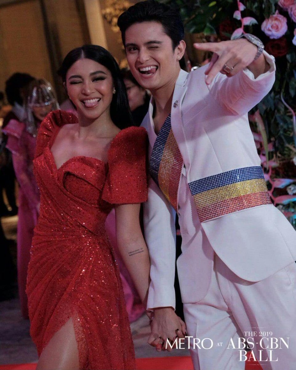 gezelatot's tweet photo. Another one from @MetroMagPH 

Nadine
James
#JaDineLoveLivesOn163 
#ABSCBNBall2019 https://t.co/ruRf6Gif7Z