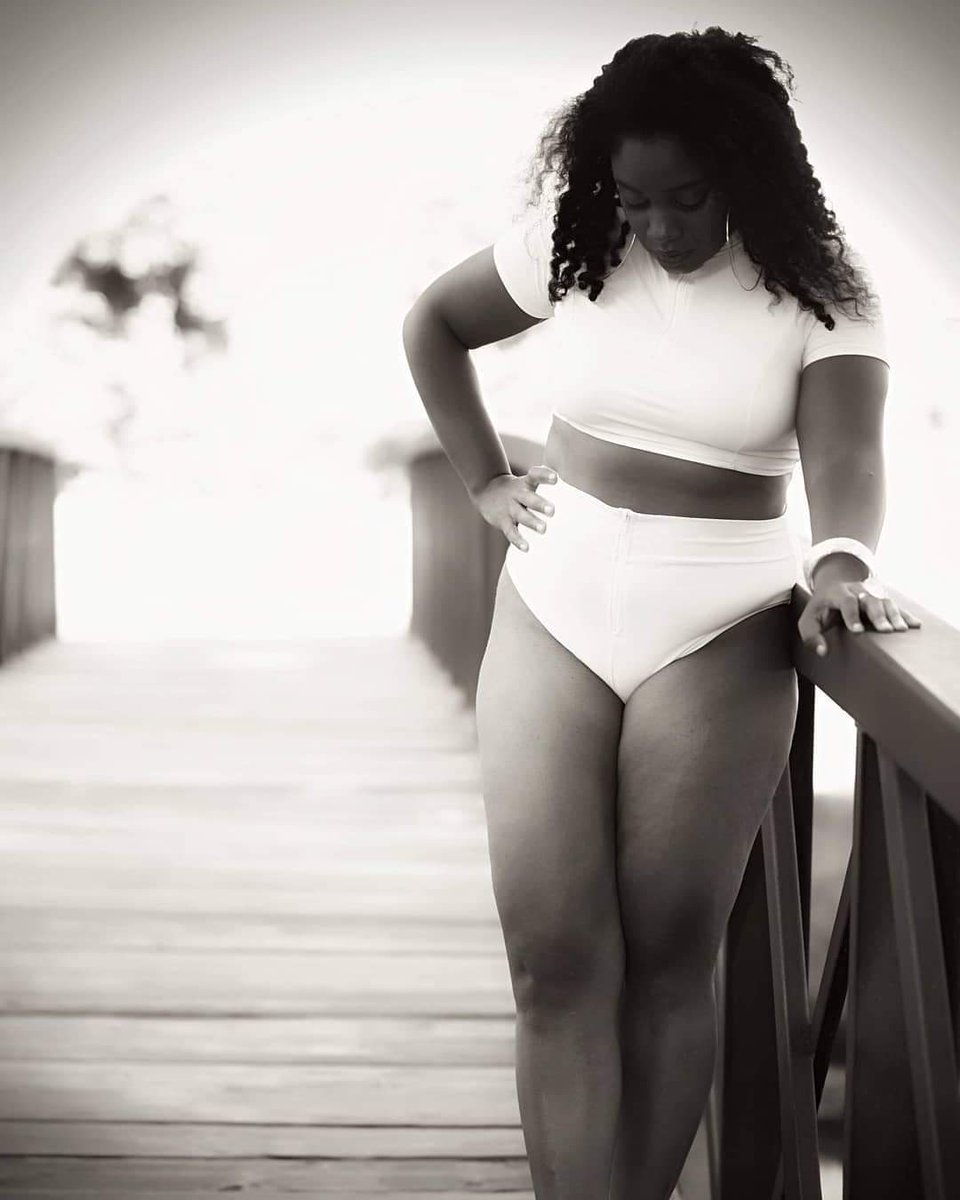 MillicentCunn11's tweet photo. Zamn! Swim suit by @fashionnova #curvymodel #curvemodel #fashionmodel #modelmania #modelmagic #fullfiguremodel https://t.co/KFQohaSdTG