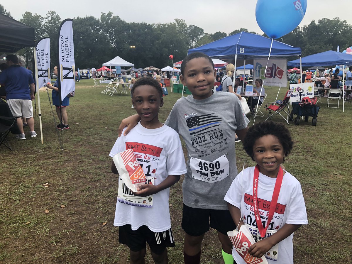 winjanice's tweet photo. Fun at the Fuzz Run with Peachtree Academy! @GoernerRandy @ptreeacademy https://t.co/uj7WmNl35Z
