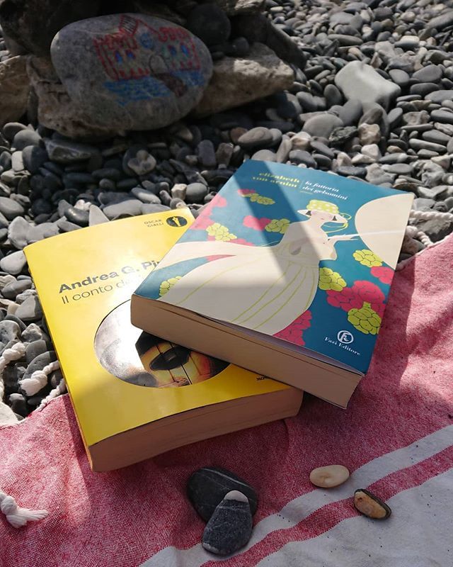 MVW2014's tweet photo. Gita al mare. September mood.
. .
.
#gitaalmare #lagita #septembermood #seaand #MilanoVintageWeek #MilanoVintageWeek #weekendalmare #mareprofumodimare #seaandsun #estateitaliana #liveyourlife https://t.co/d3IlUrn8ZS https://t.co/bzBr7Dbr5N