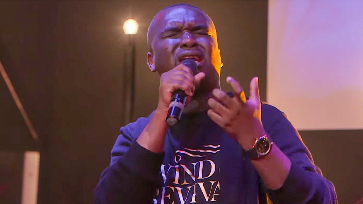 #Trending

<a href="/jmettle/">Joe mettle</a> - Pentecost (Official Video)
Watch via <a href="/ghChristians/">Christians In Ghana</a> at bit.ly/2lOoRLW