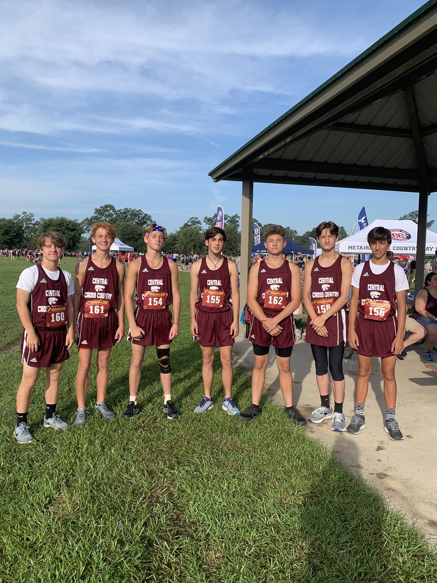 CentralCrossCo1's tweet photo. Ready to run this morning!!! #firstmeet https://t.co/ua2cKyTc7n