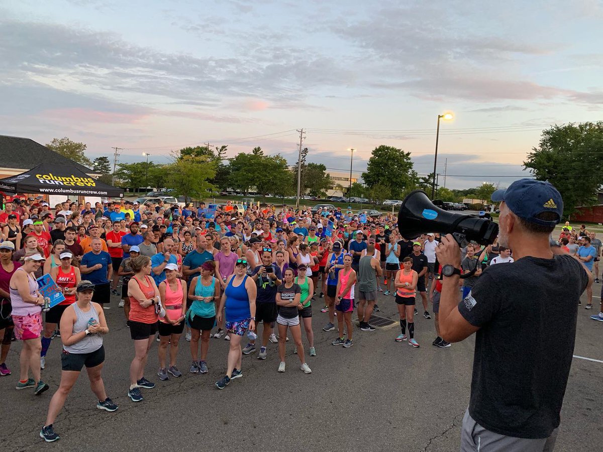 FleetFeetCbus's tweet photo. Perfect morning to celebrate running in Columbus! Thank you to everyone who came out, and special thanks to @cbusmarathon Race Director Darris Blackford for coming out to send us off on the run! #runcolumbusrun #6run4 #fleetfeetcolumbus https://t.co/dbREWQPbPB