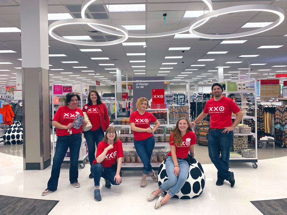 wanderrlusstt's tweet image. #T3306 is all set up and rockin this 20 years celebration Thanks for all the help to our awesome team! #BestForLast #target #20yearsofdesign #worksomewhereyoulove @TargetVt @VM_T3306