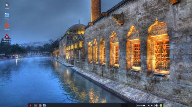 technewsworld's tweet photo. Archman Linux: Pure Arch With Extra Flair...Developers released the latest edition of Archman GNU/Linux on Sept. 5. The Xfce desktop edition updates the Nov 2018 release. Jack Germain's review is now on #LinuxInsider https://t.co/AmIzJYcprn https://t.co/22btQZWqo3