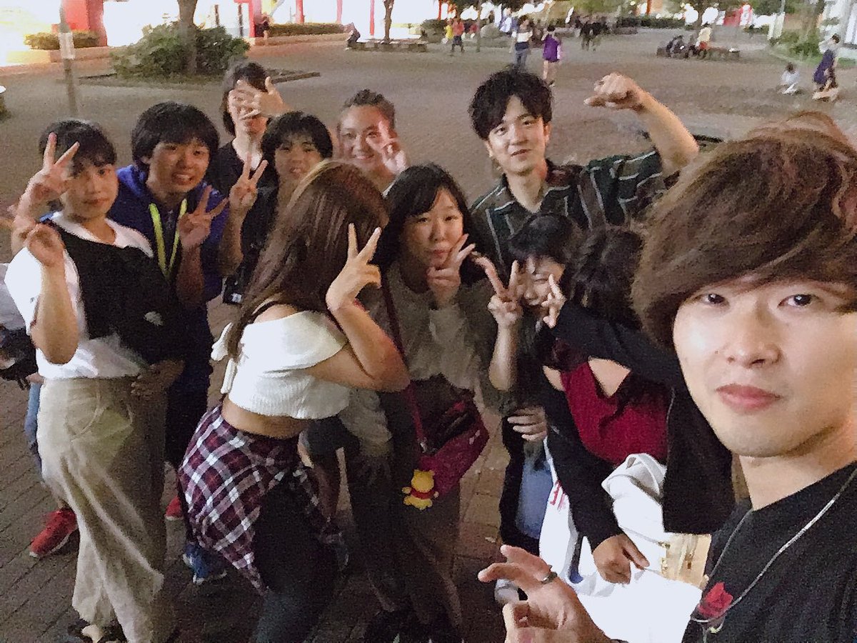 snowflakesing's tweet photo. 今日は海老名駅で路上しました(^^)
またいきまーす！！
久しぶりで楽しかったです✨ https://t.co/BqAT1DkYWj