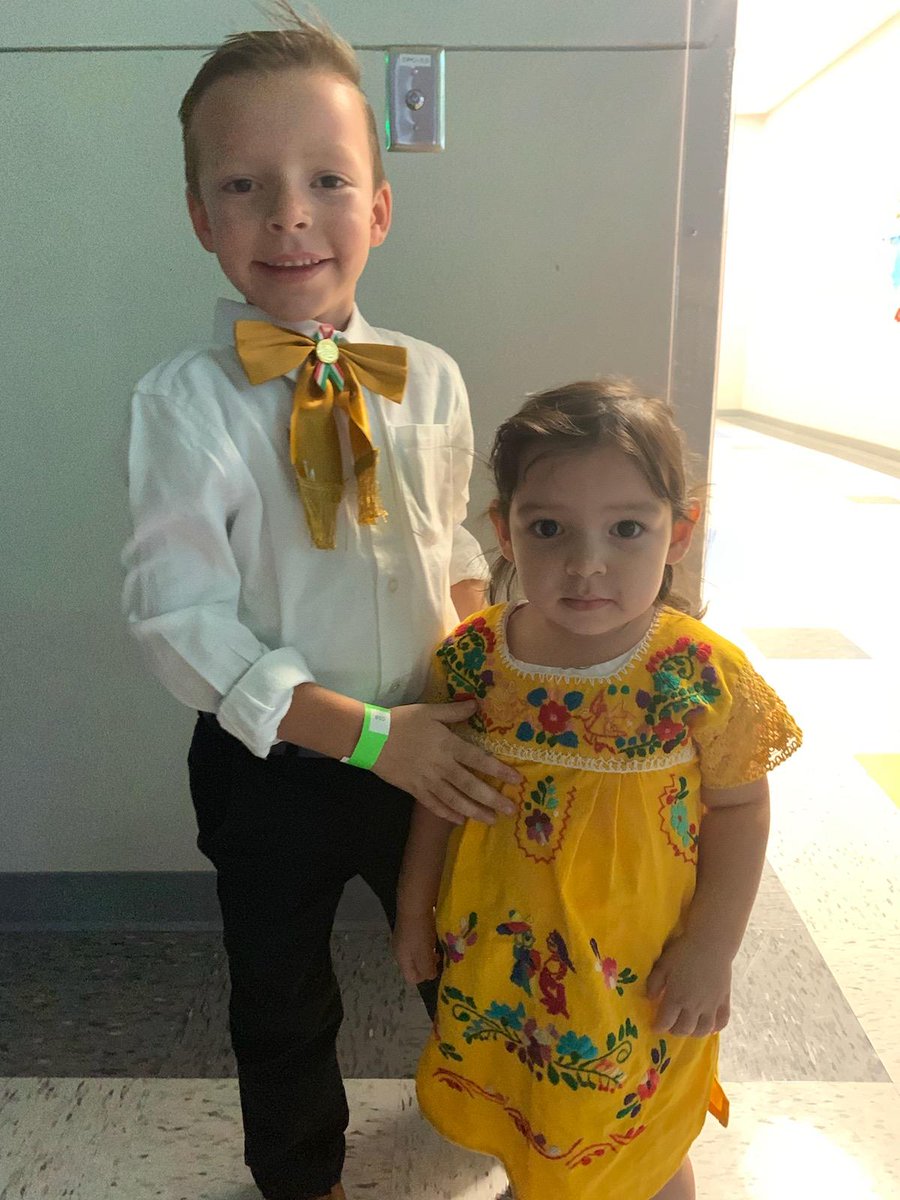 jleebonena's tweet photo. Our Falcon Scholars and Families had a "muy bueno" time at our Mexican American Culture Dance! #IDEAEdgemere #FieldLessonFundraiser #VivaElPaso #WeLoveOurNeighbors  #16DeSeptiembre #MexicanIndependence https://t.co/5GqwdhFYHV