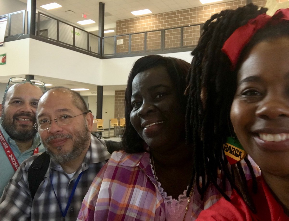 PatrickHenryMS's tweet image. Our wonderful @PatrickHenryMS Game Changers out and about @TeamHISDs data driven Symposium! @HISD_Assessment #datarichyear 🏈 shout out to Mr. Mendez, Ms. Lee, Ms. McNeil &amp;amp; Mr. Perez! @NnadiDiaries @jasonldavila