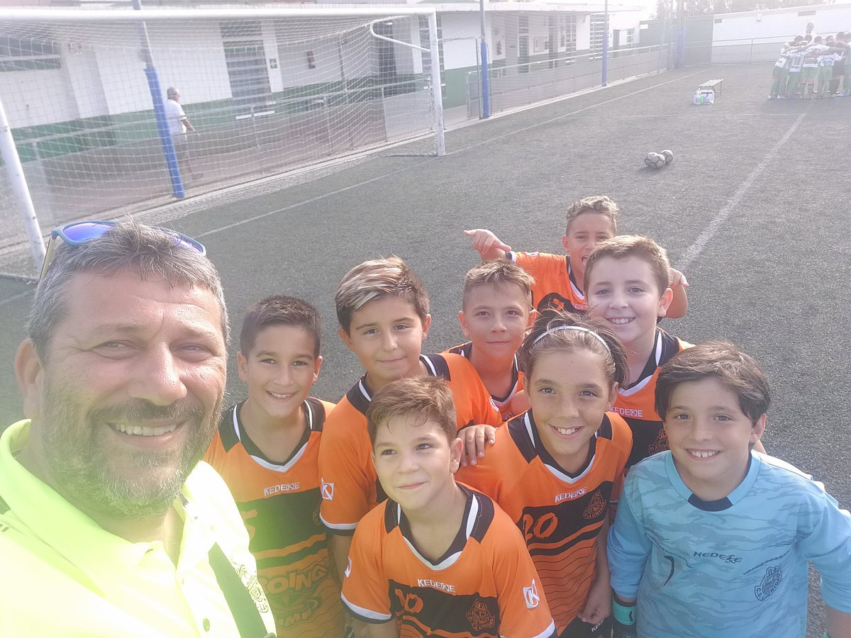 Nuevo reto... Son mágicos... #cdlaunidadnm #futbolbasemalaga