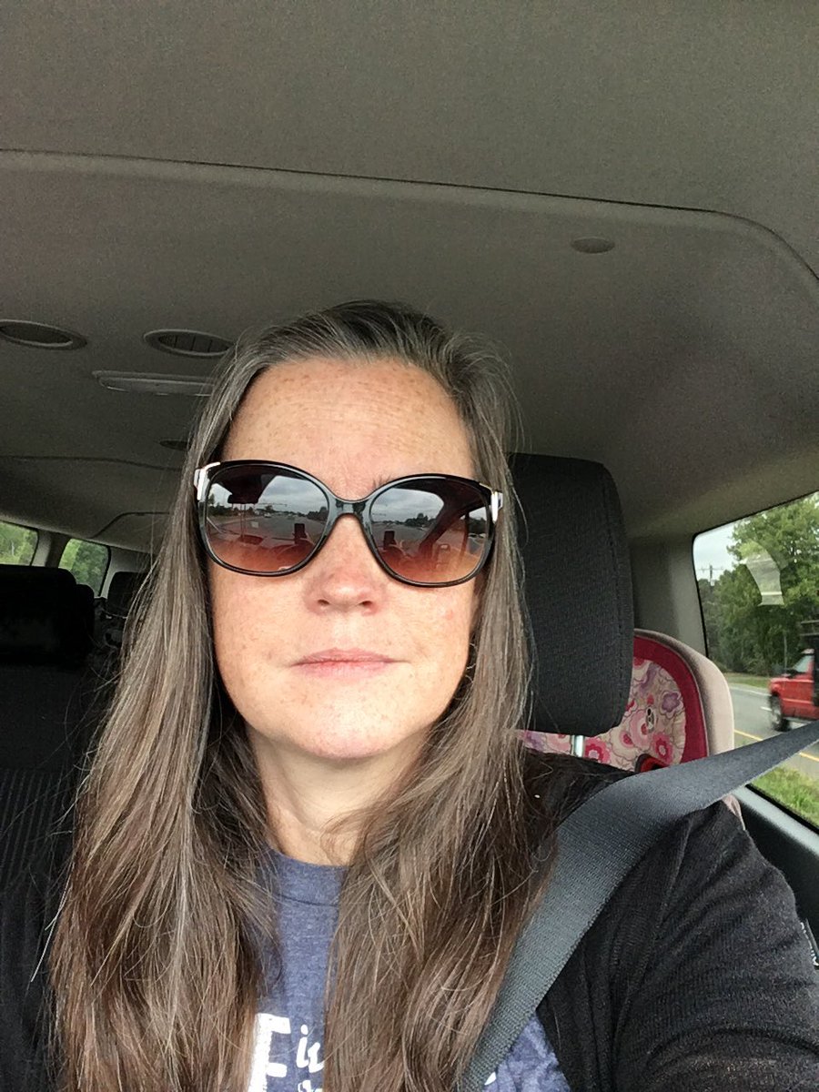 RunsGrace's tweet image. When your doctor has pronounced you don’t just have adrenal fatigue, but more like adrenal flatline...but you gotta make your kid’s game. #dryshampoo #momlife #humility #footballmom