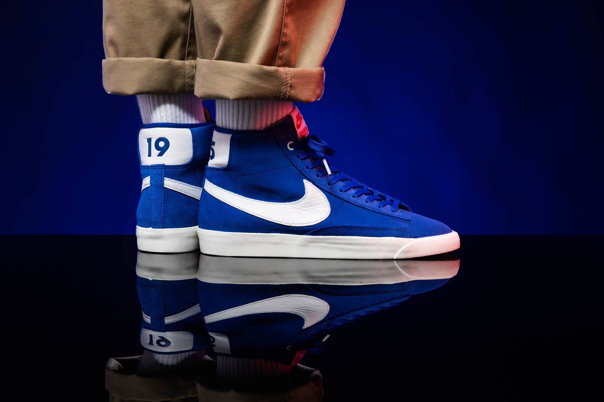 stranger things x nike blazer mid og pack