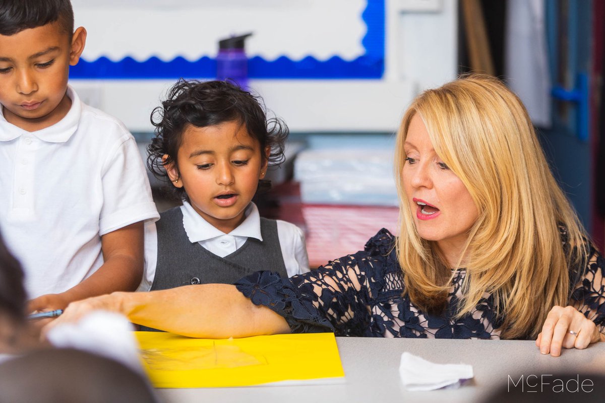 1Britain1Nation's tweet photo. Great to see the Rt Hon @EstherMcVey1 visiting @FevershamSchool during the #CommunitiesWeek2019 to witness schools championing the vision of our #OBONDAY 2019 campaign to create #Pride &amp; #Unity by embracing the shared values of British Citizenship https://t.co/5onydRstVs