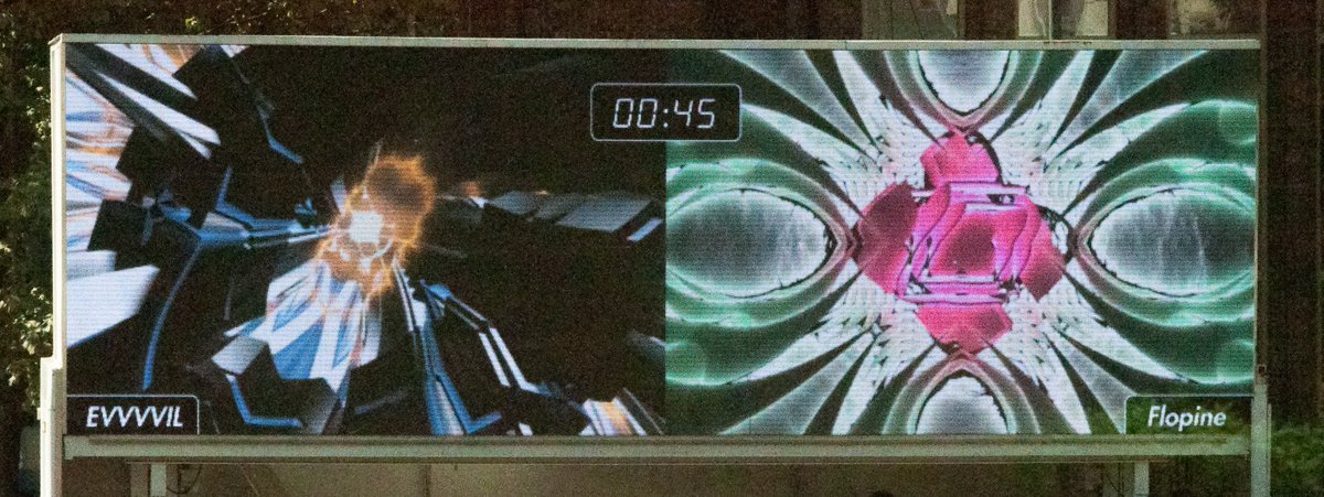 cc_utr's tweet photo. ROUND 2: two shadercoders, namely @FlopineYeah & @evvvvil, battled for a place in the #shadershowdown finals. Things got real tight, but in the end @FlopineYeah triumphed with her shadershow. Stay tuned for more shadergore in the FINAL round at het the Neude! https://t.co/z0jsJ2JXgZ