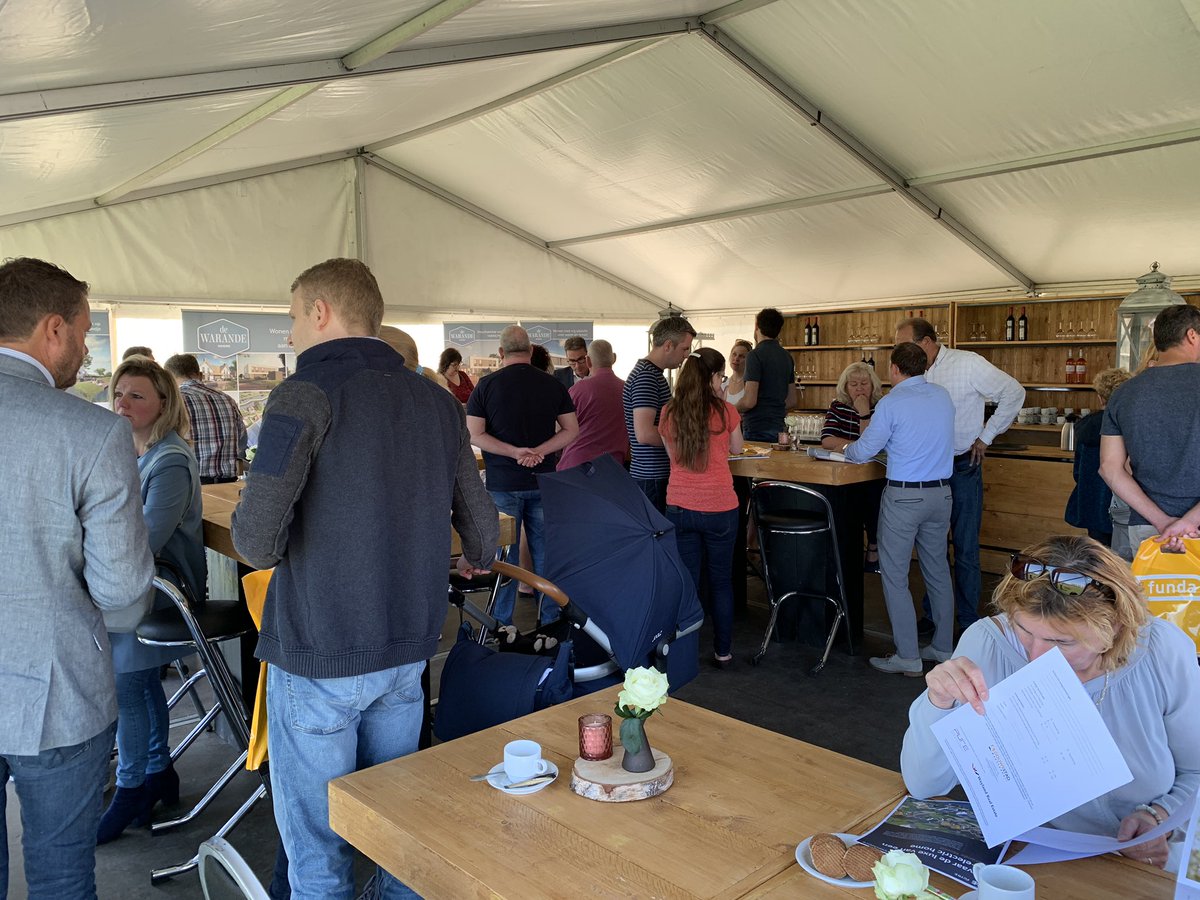 Een geslaagde #startverkoop van warandewaddinxveen.nl 21 landelijk moderne woningen gelegen langs de #Plasweg #waddinxveen inschrijven via <a href="/gouwestadm/">Gouwestad Makelaars</a> documentatie na het weekend online.