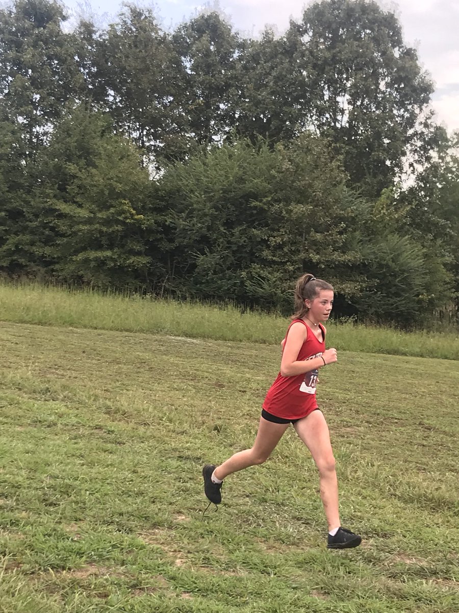 Coach__Chapman's tweet photo. All our middle schoolers were top 5 finishers and won t-shirts at the Warrior Classic! Great job Emory Hill (2nd place), Rylee Stone (5th place), and Morgan Ewing (4th place). Not too bad for our second junior high meet in school history! #RTH #RunMustangsRun https://t.co/dCI76Tr8NN