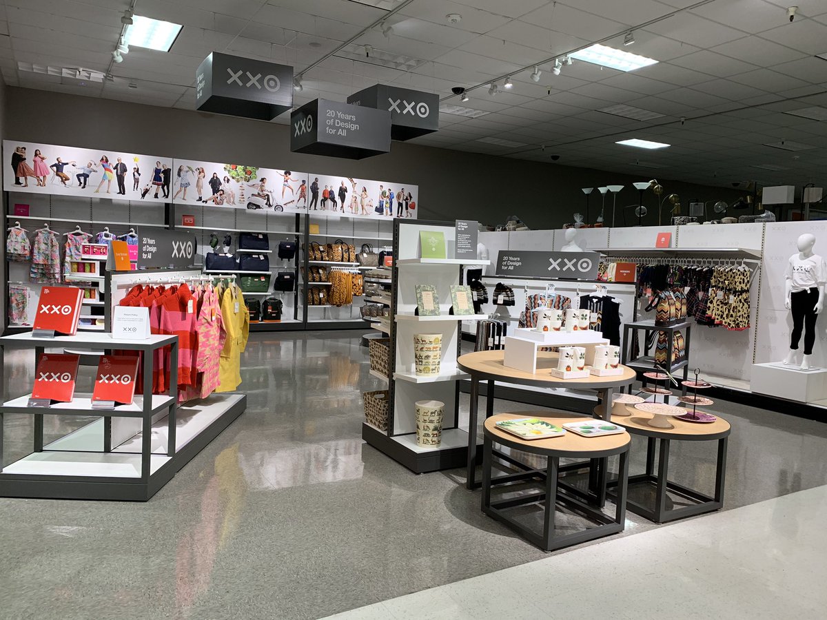 We’re XXO Ready at 0313! Our awesome style team is #set for perfection!&amp; ready for an amazing launch! <a href="/SarahLooney19/">Sarah Looney</a> <a href="/Kyle_T0313/">Kyle Robertson</a> <a href="/sorenson_walter/">Walter Sorenson</a> <a href="/anna_wigandt/">Anna</a> @tracyacurry1 @drew_arrington <a href="/salamlazkani/">salamlazkani</a>