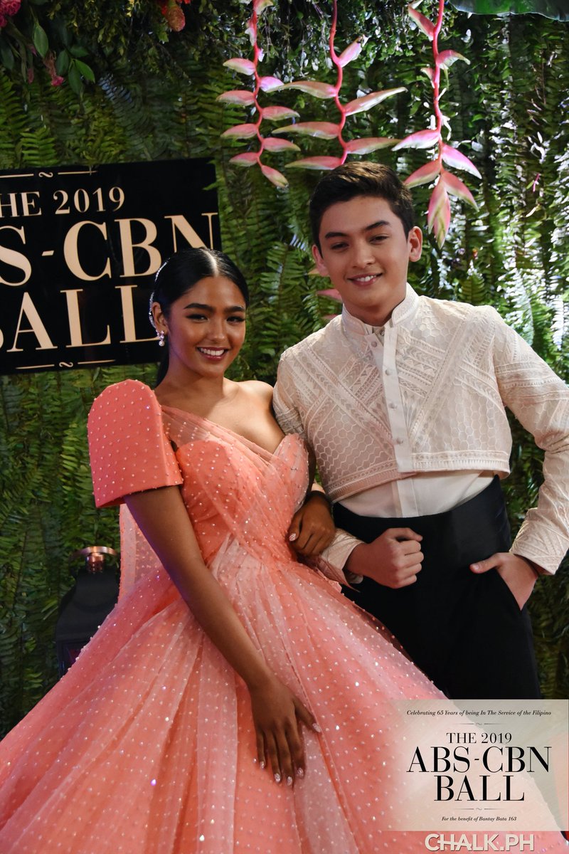 chalkdotph's tweet photo. These tandems graced the #ABSCBNBall2019 with tons of kilig that we just can't get over with! 💓

Represent your stan below and see more of these adorable partners by clicking this link 👇
https://t.co/VwnJLr1D5B

#ChalkGoesToABSCBNBall2019 https://t.co/31EQjFgFI2