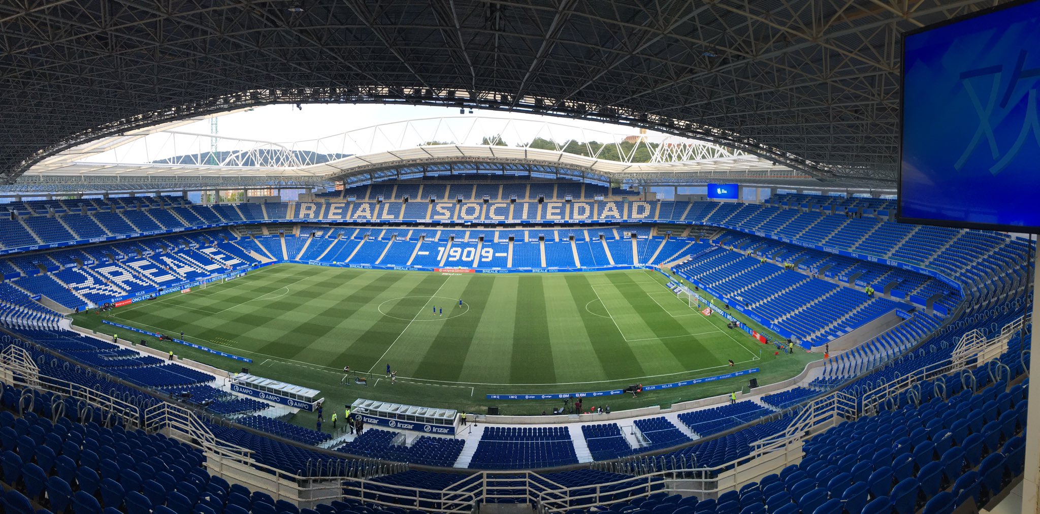 DONOSTIA-SAN SEBASTIÁN - Reale Arena / Estadio Anoeta (39,500) | Page ...