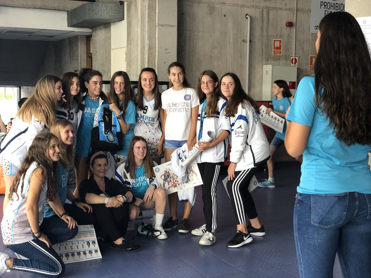 CDPromete's tweet photo. Antes del partido... gymkana! 😅

#Despertamos
#HolaDIA 
#ContigoPromete 💪🏽💙🏀 https://t.co/qW3hwHVZ87
