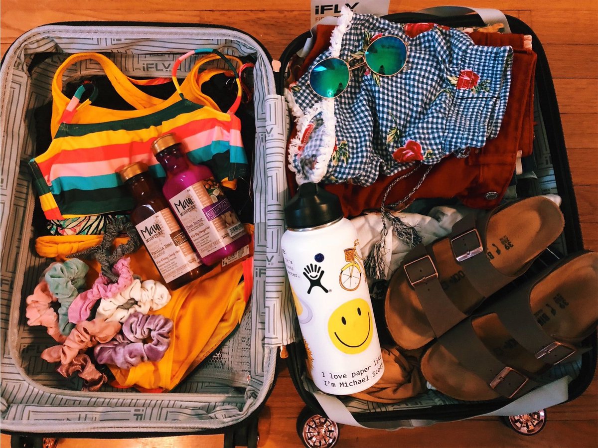 bluevibes4's tweet image. s u m m e r      b a g s     i d e a s