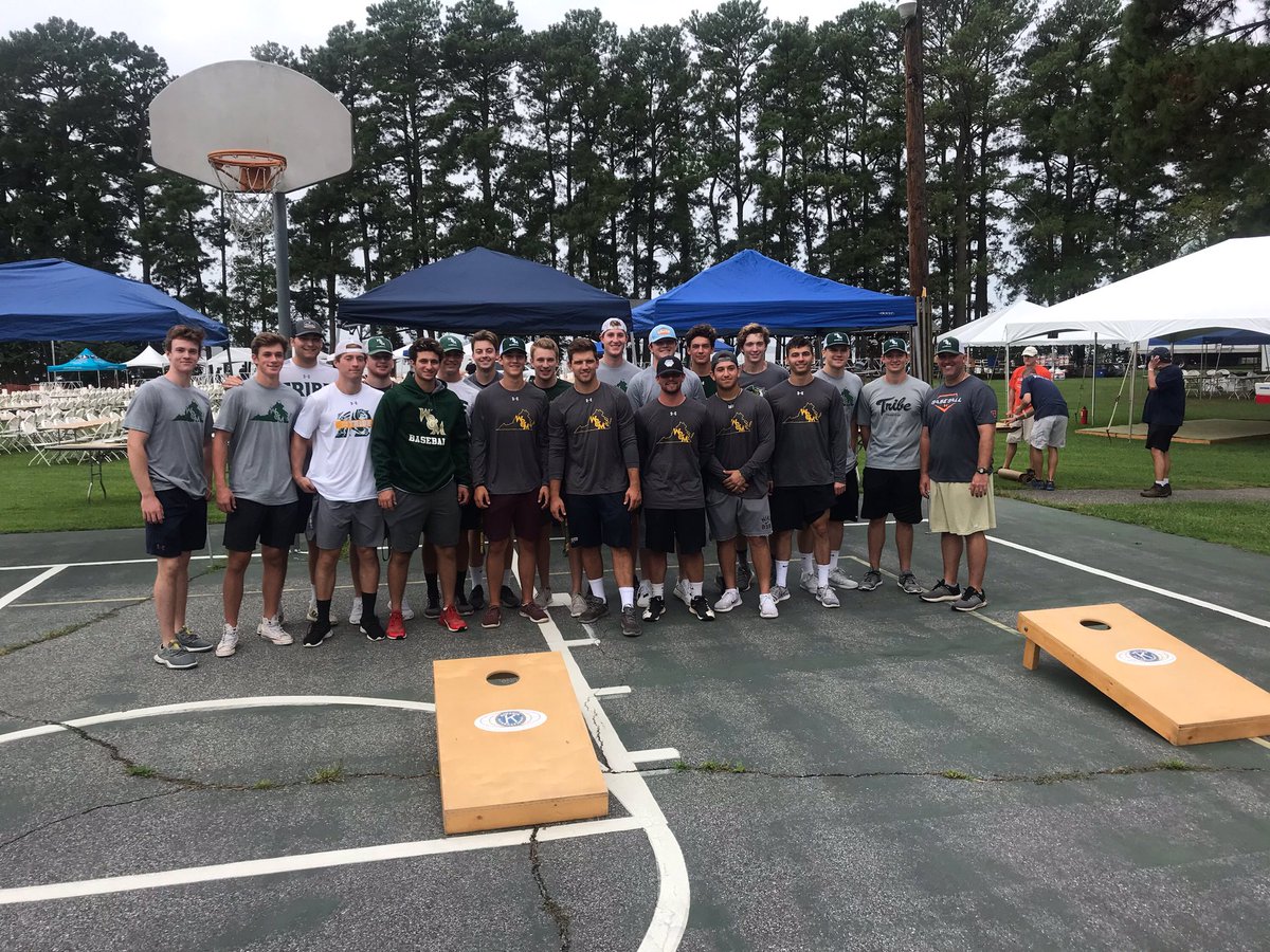 Tribe in the Community: Guys helping set up for the Kiwanis Club Shrimp Fest. #OurStateOurTribe