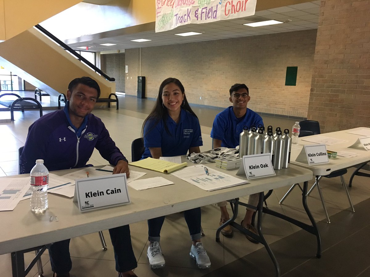 ImeeElizabeth's tweet photo. Gorgeous morning for our first PSAT/SAT Boot Camp session of the year! These #P2PInvestors are committed to the success of EVERY @KleinISD student! @CollegeBoard @KleinOak #opportunityambassadors @PlottKplott @beth_gilleland @GordonKSee https://t.co/fzOboQ6ofH