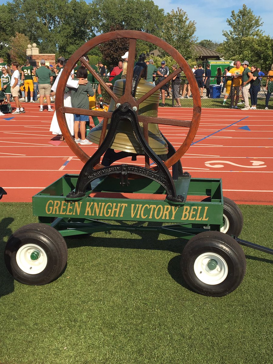 SNCfootball's tweet photo. What a game, what a finish!!!! Nothing beats being able to ring the victory bell in front of these great Green Knight fans!!!

Final Score 
SNC - 27  UWEC - 21 
#GKP https://t.co/SAbFdl1NE5