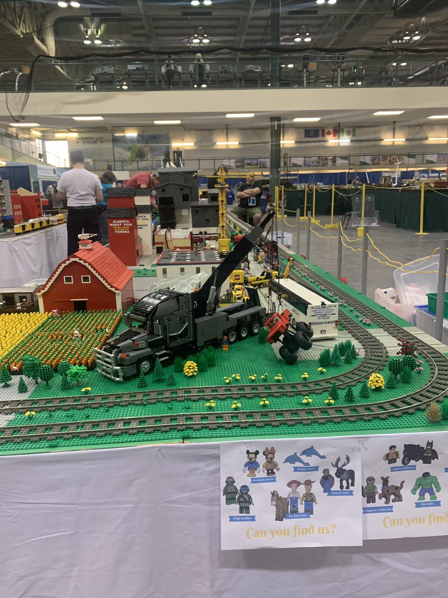 HTHLEGO's tweet photo. Getting all set up for the great Edmonton train show @LEGO_Group https://t.co/4ullwikx77