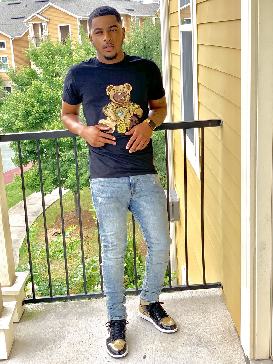 YBNtrizzy's tweet photo. #LLUn⭕️ #LLNedo💫🖤 #LLTay🕊💙 https://t.co/nepIupv7MT
