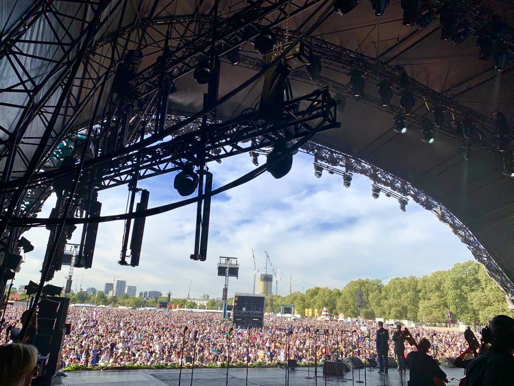 russellthevoice's tweet image. What a day, what a crowd and what buzz it was to sing at the Hyde park proms !! I think you can just make me and @realaled out on the right of the stage, singing along with us, an audience of forty five thousand people 🎼😊🙏 #blessed #Volare