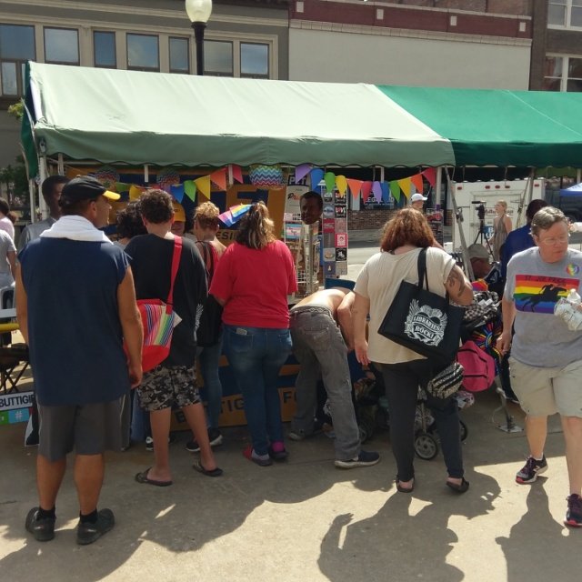 1EyedPets4Pete's tweet photo. Rockin #PhaseThree in conservative NW Missouri at St. Joe Pride Fest! Folks are standing 3 and 4 deep to get to our table. 👍🌈

Lots of interest and support for @PeteButtigieg @Chas10Buttigieg

@kyrsielaine we'll send more pics your way later. 💙 https://t.co/UoNFyXiThk
