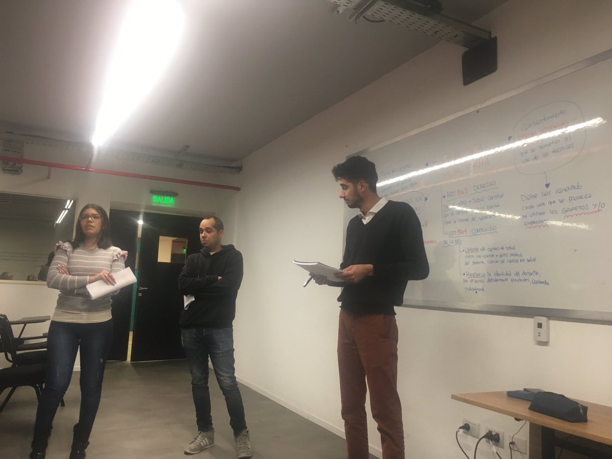 RossiSil's tweet photo. Alumnos modalidad ph exponiendo, debatiendo y analizando contenidos y fallos de las diferentes fuentes de filiación https://t.co/enAeELAp1o