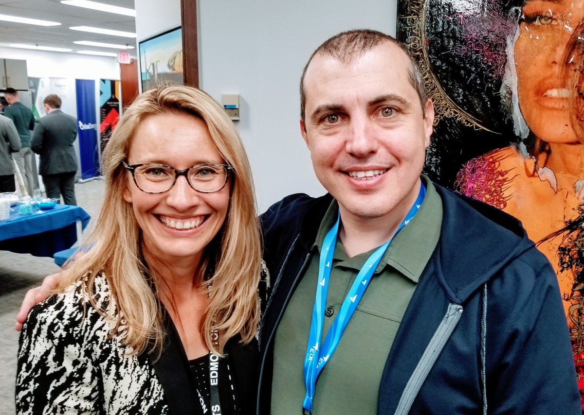 Crypto_Mags's tweet photo. Highlight of #blockchainABweek: hanging out w/ @aantonop!

Andreas is a huge reason many of us have ventured down the 🐇 hole; his enthusiasm for #Bitcoin #crypto is infectious

Thank you for inspiring, educating, &amp; making ppl 🤔 the status quo of 🏦 💵! 💪🏼 https://t.co/8qa3hq2zM7