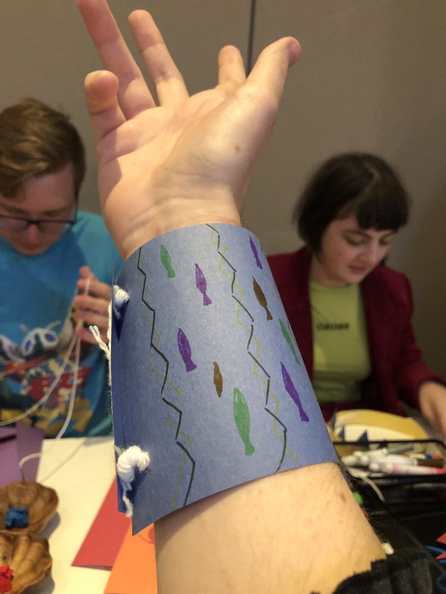 Tambalaya's tweet photo. Had an *amazing* time playing @SharangBiswas' A Shroud For The Seneschal at @PixelPopFest!

I made a funerary bracelet for a condescending colonizing ruler, secretly adorned with turds https://t.co/EKB1CQJSEx