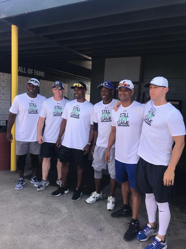 StillGotGame's tweet photo. Thanks to the youth in Encino for joining us for our first-ever #baseballclinic featuring @toriihunter48 @Kenny_Lofton7 @CDickerson_PFTP @DondreWhitfield #RandyWolf #JeffBeliveau &amp; #JacqueJones.

Also tip of the cap to @CalRipkenSrFdn and @UnderArmour !

#stillgotgame https://t.co/buqMu1HoPy