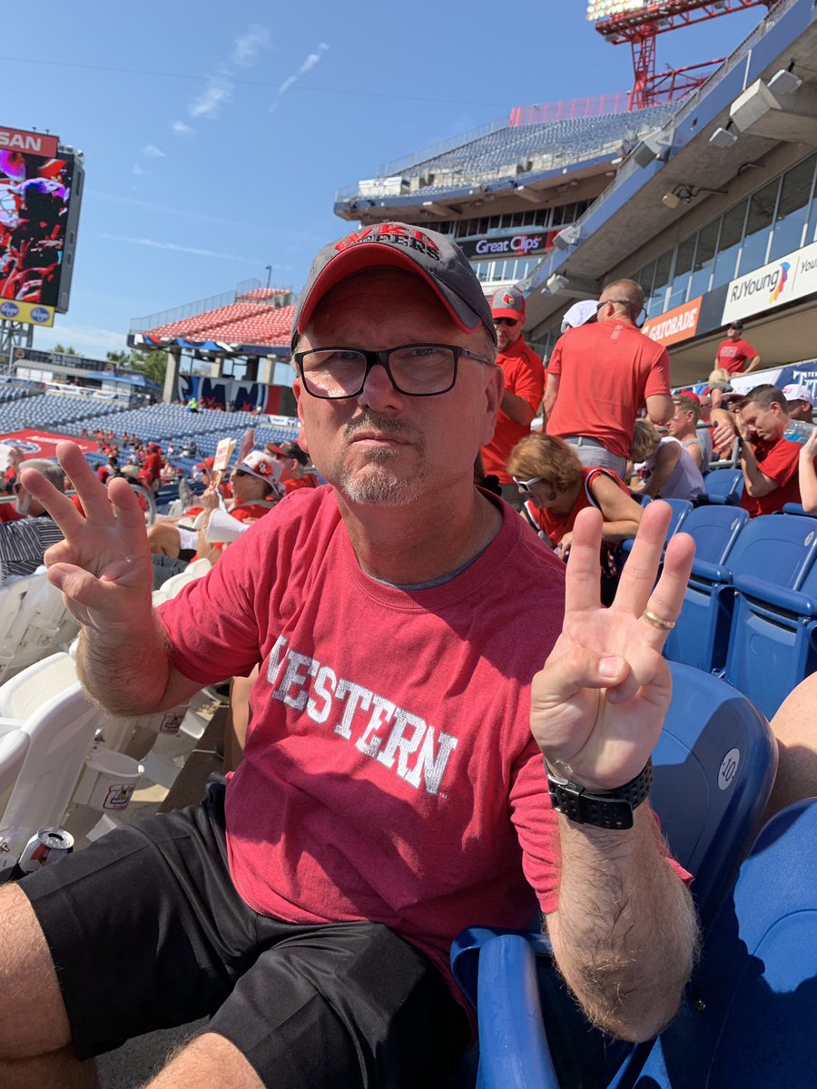St6Scott's tweet photo. Go Tops!!! #WKUGAMEFACE https://t.co/es3GMhmKkq