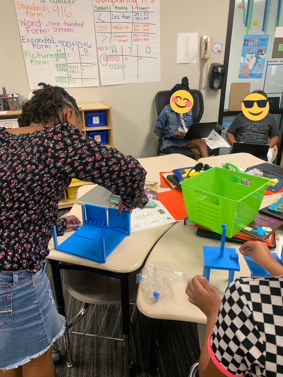 Reyes_VL1's tweet photo. This group of kids amazes me each day! I am loving math workplaces &amp; watching students share a space and be able to focus on separate activities! #studentchoice #rrechat https://t.co/BtMpqb9Lga