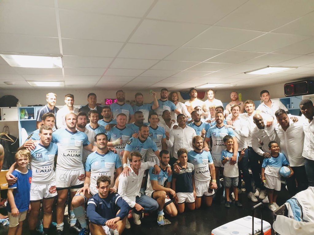 Très heureux de travailler avec ce groupe qui donne tout ...Merci pour l’ambiance à Dauger ce soir. On garde les pieds bien au sol !!!@avironrugbypro <a href="/assoboc/">Asso BOC</a>